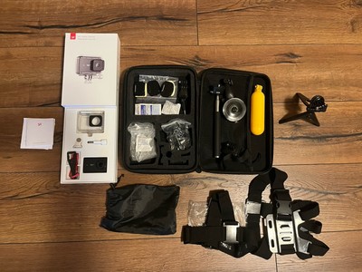 Yi 4K + Action Cam (ähnlich GoPro) mit viel Zubehör