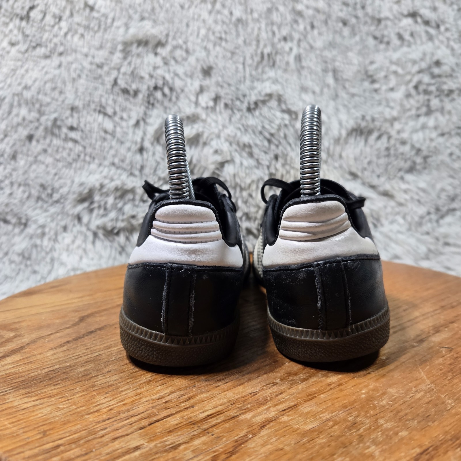 Adidas Samba OG Little Kids Size 2 Core Black Cloud White Gum Leather (IE3678) thumbnail 3