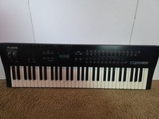 Alesis QS6 61-Key Keyboard 64 Voice Synthesizer - POWER TESTED - FOR PARTS NOTES