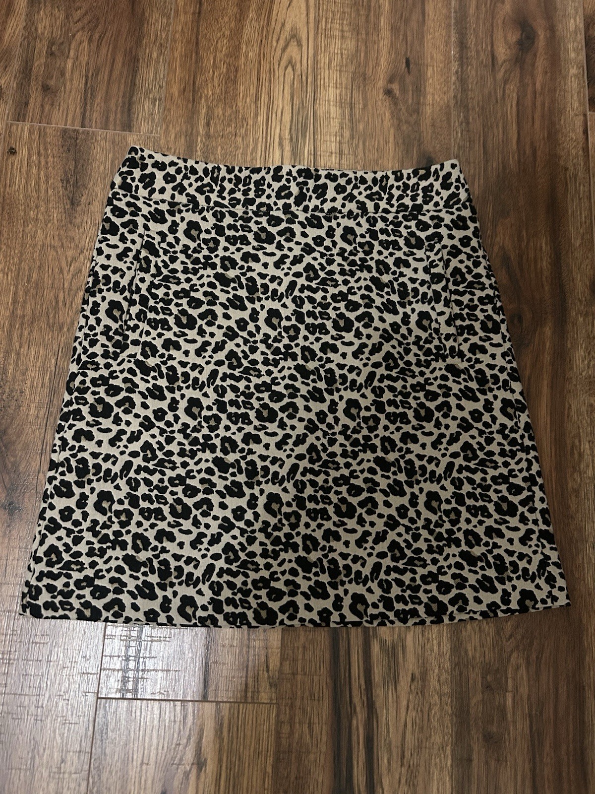 LOFT Leopard Print Knit A-Line Short Skirt Lined Zip Size 0 Beige Black