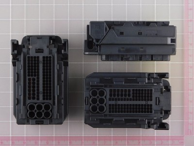 Lot of 47 TE CONNECTIVITY 2386952-4 72POS,0.5 SERIES,REC INNER HSG ASSY,SLD X131