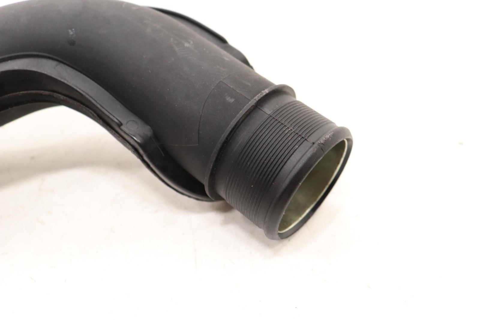 2014 - 2024 MASERATI GHIBLI 3.0L INTERCOOLER PRESSURE AIR INTAKE TUBE DUCT OEM