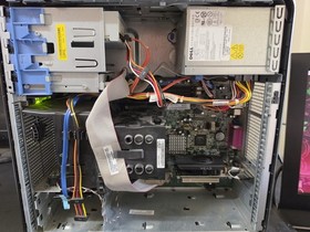 Raw Thrills Guitar Hero Arcade Dell CPU