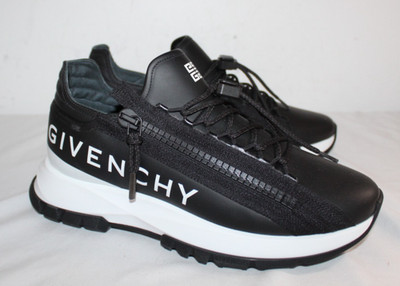 NWOB Givenchy Spectre Runner Sneakers Flats Side Zipper Lace Up Black Leather 40