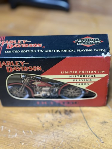 HARLEY DAVIDSON HISTORISCHE SPIELKARTEN 2 DECKS IN LIMITED EDITION TIN NEU - Bild 1 von 12