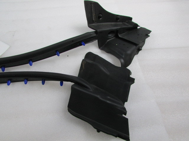 Maserati Ghibli, RH Rear Door Gasket Moulding, Used, P/N 670004641