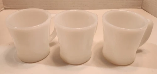 LOT OF 3 VTG FIRE KING (Anchor Hocking) Milk Glass Mugs with D Handles Ivory