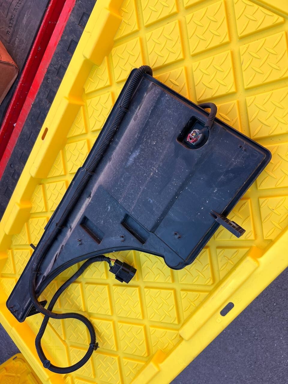Maserati Ghibli 2017 OEM Windshield Washer Reservoir Tank