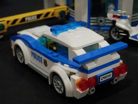 LEGO City Lot Police Station 60141 & 7942 Off Road Fire Rescue With Minifigures