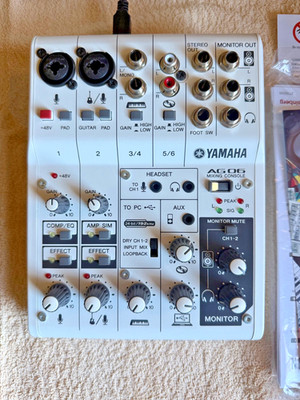 Yamaha AG06 Mischpult-USB-Audiointerface - Weiß