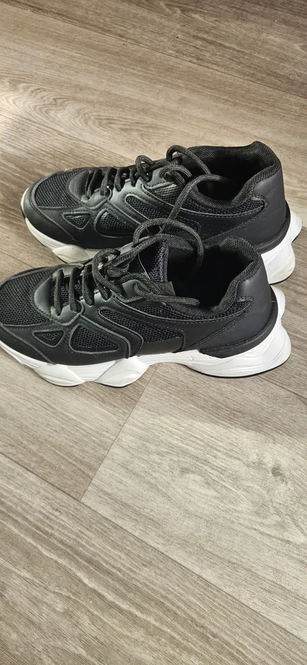 Black And White Thick Sole Womens Trainers - Image 3 of 4