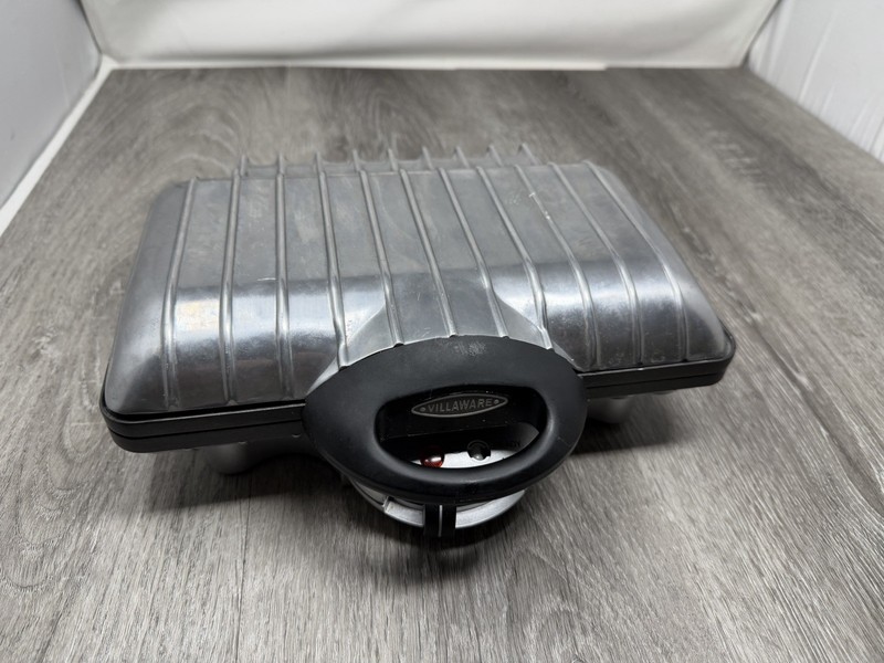Villaware Waffle Maker