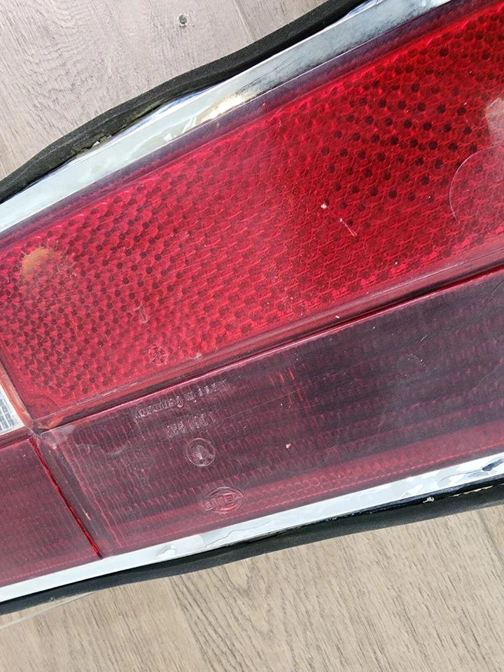 Conjunto de luz trasera izquierda bmw e24 633csi 635CSi M6 completo 63211361827 Foto 2 de 4