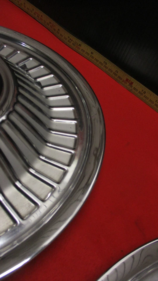 Pontiac Acadian Beaumont 1964 tapacubos cubierta de rueda Foto 4 de 4