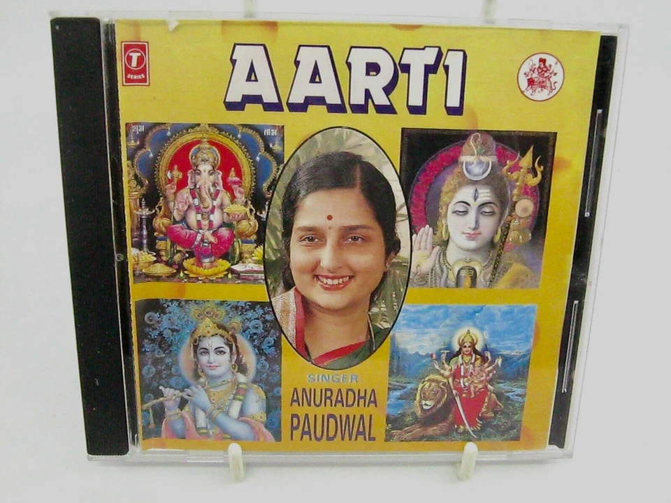 2 Indian Music Cds Mata Amritanandamayi, Anuradha Paudwall Hindi Devotional Foto 2 de 4