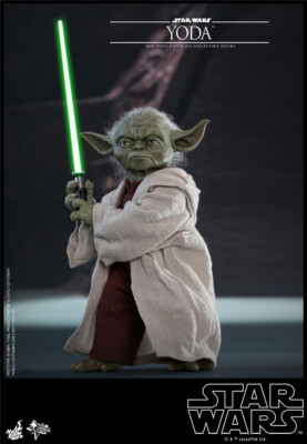 HOTTOYS Star Wars Episode II Master Yoda 1/6 Action Figure