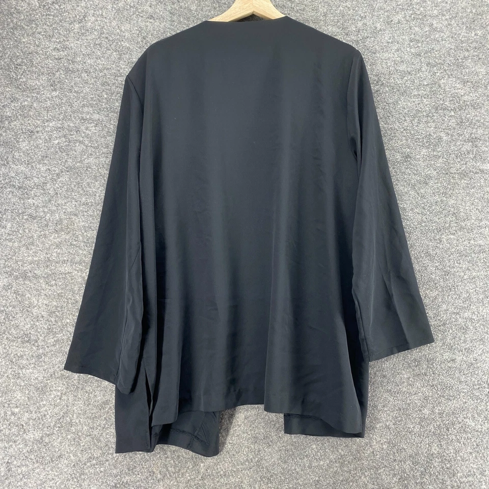 Top Maggie Sweet Mujer 1X Plus Floral Bordado Frente Abierto Manga Larga Informal Foto 2 de 4