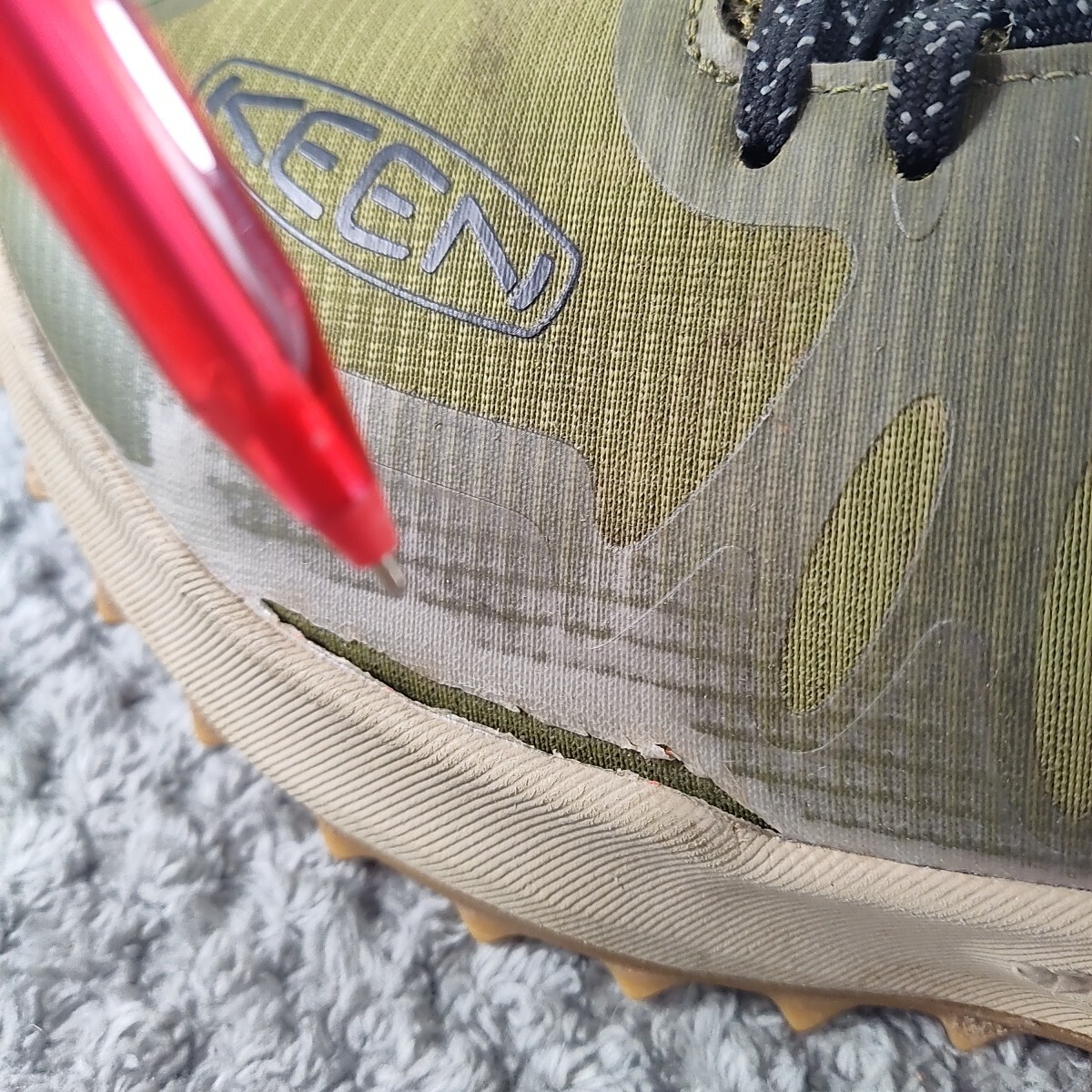 Scarpe da trekking Keen da uomo Zionic Speed Trail taglia 8 oliva scuro scarlatto Ibis