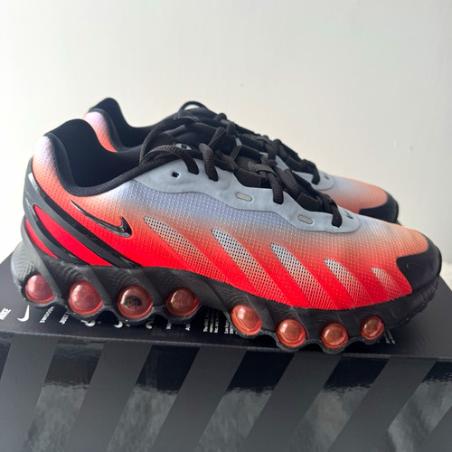 Nike Air Max DN8 Men’s Trainers Grey Red Black UK 6 EU 40 IH4119 401