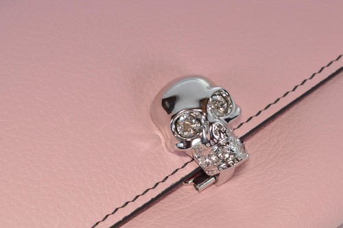 New Alexander McQueen Pink Colorblock Leather Skull Clasp Continental Wallet - Picture 6 of 9