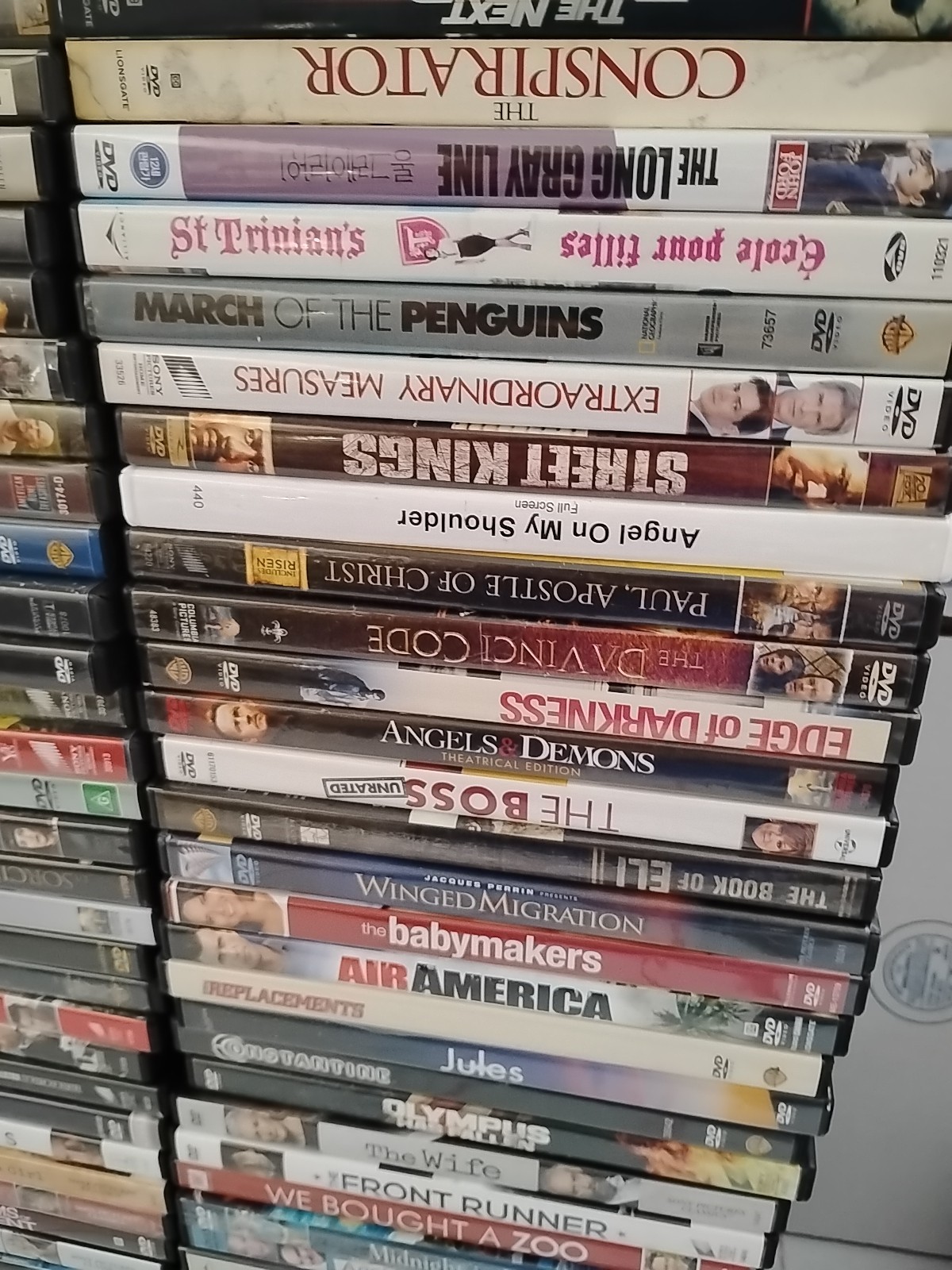 Lot of 120 vintage Estate Sale DVD Classic dvds! NO KIDS MOVIES Trl6#18