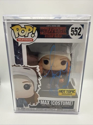 Funko Stranger Things Max Costume #552 Hot Topic Exclusive Sadie Sink Signed JSA