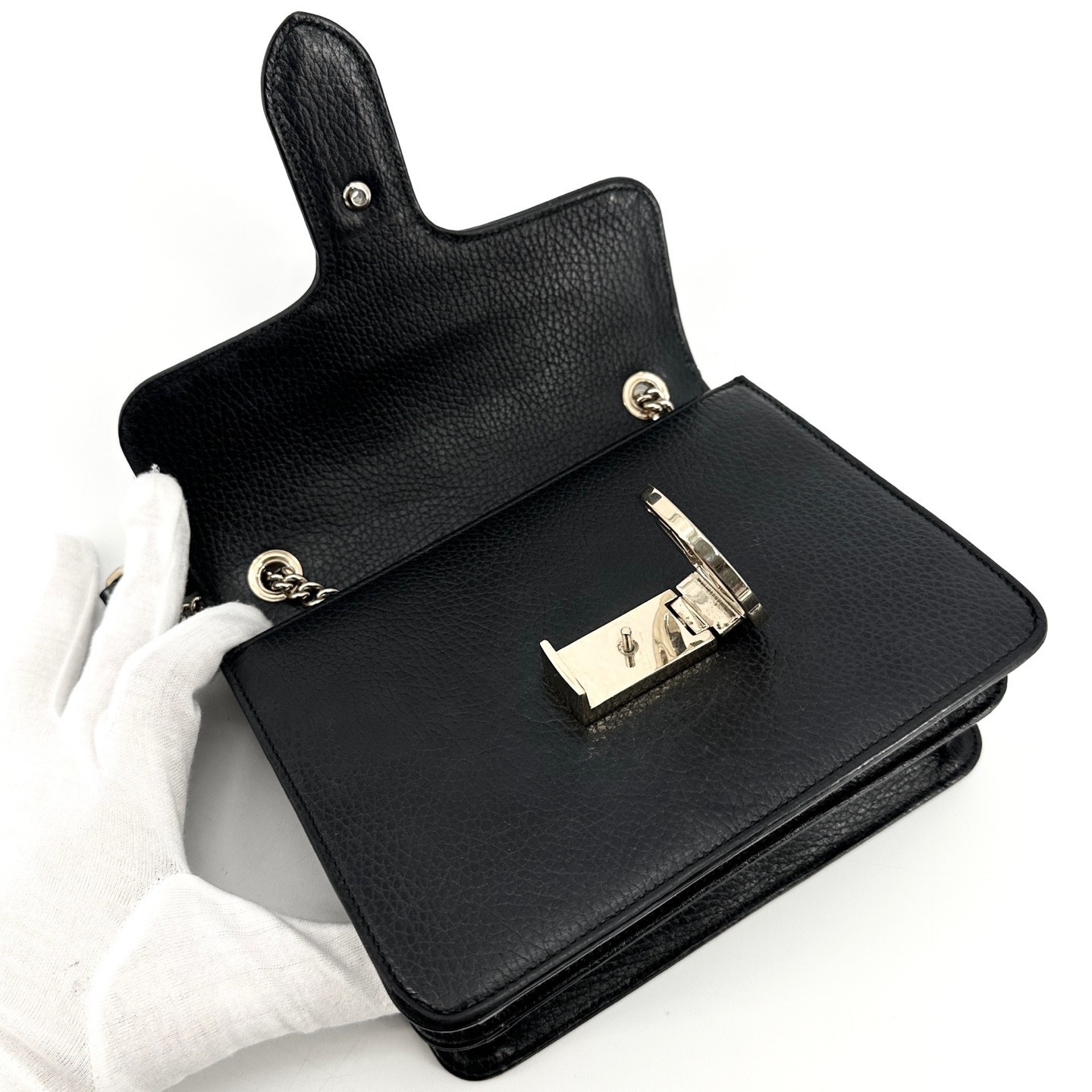 Gucci Interlocking Small Chain Crossbody Bag (510… - image 7