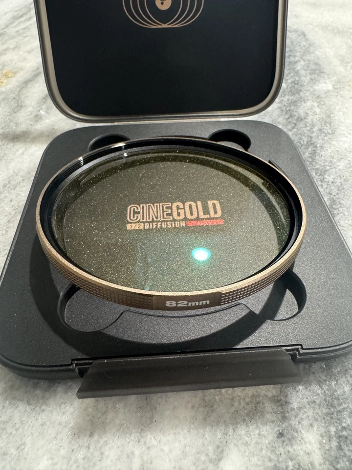 PolarPro CineGold 82mm 1/2 Diffusion Filter - Image 2 of 4