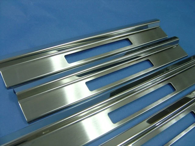 Alféizares de 4 puertas de acero inoxidable + luces LED 1986-1995 Mercedes Benz W124 Clase E Foto 4 de 4