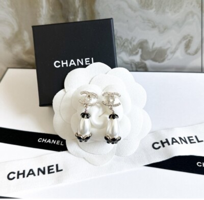 Chanel AB5694 Scallop Pearl Camelia Flower Dangle CC Crystal Drop