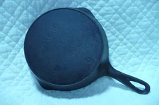 Wapak Cast Iron Skillet With Heat Ring No. 5 Excellent Condition