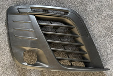 PEUGEOT EXPERT FIAT SCUDO VAUXHALL VIVARO BUMPER TRIM RH 9811713877 (damaged)