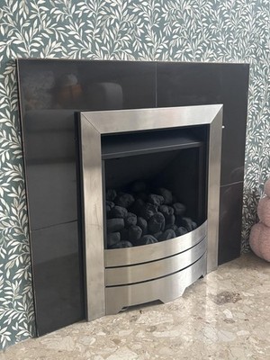 Schwarze Kohlefarbe 400ml verjüngt Gas Feuer Kohlen Spraydose Galeriefarbe
