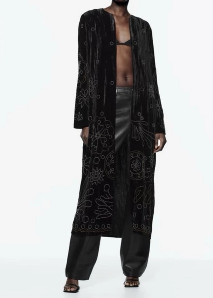 Kimono Zara Edición Limitada Terciopelo Longline - Talla M - Favorito Blogger Foto 3 de 4