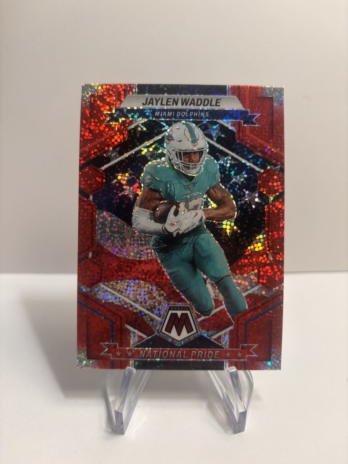 2023 Panini Mosaic - National Pride Jaylen Waddle #269 Red Sparkle Prizm