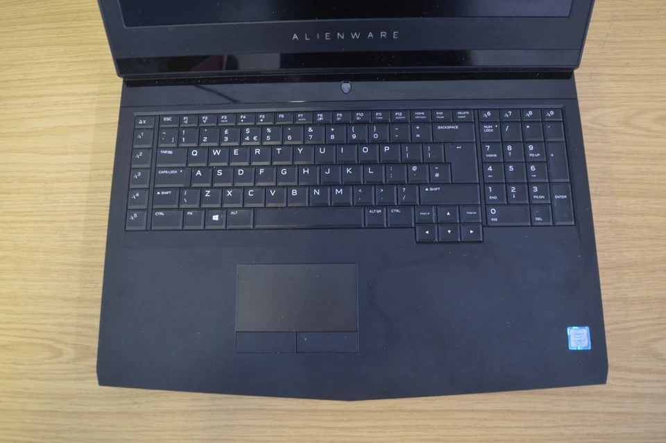 Alienware 17 R4 Gaming Laptop 17.3", i7, 16GB RAM - FAULTY #402 - Image 3 of 4