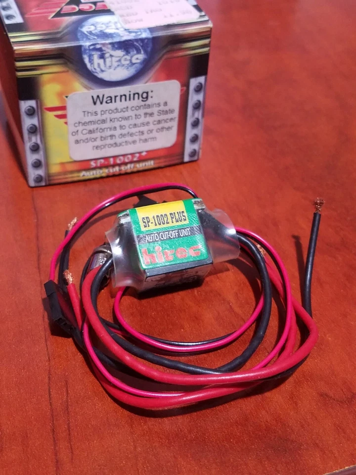 Vintage RC HITEC SP-1002 Plus Auto Cutoff Switch New With Original Box - Image 2 of 4
