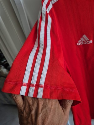 Vintage 2004 Adidas AK9001 Cuba Soccer Red Jersey Embroidered Flag