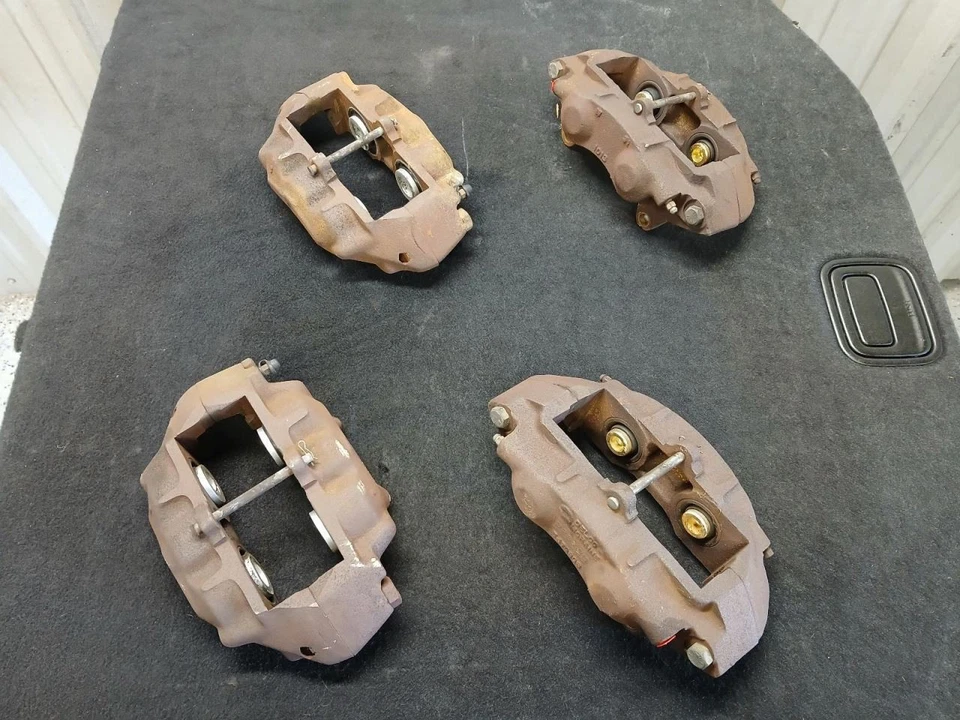 65-82 CORVETTE C3 JUEGO DE 4 PINZAS OEM Foto 4 de 4