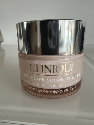 Clinique Moisture Surge Intense 72H Lipid-Replenishing Hydrator Crema Idratante,