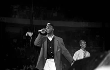 Rapper and producer Kwame performs at Kemper Arena in Kansas City - Old Photo 1