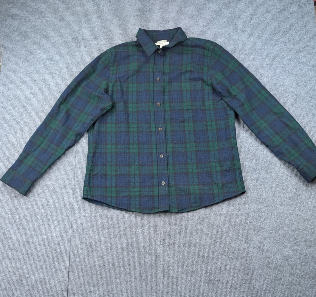LL Bean Flannel Shirt Mens Medium Relaxed Fit Black Watch Tartan Plaid Outdoors