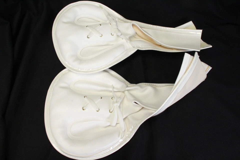 A J's Magic White Clown Shoes SH-231 9" W x 15" H - Image 2 of 4