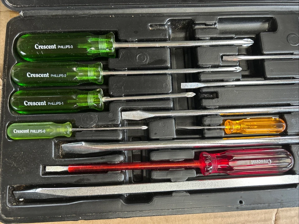 Crescent Screwdriver Set Flat Blade And Philips Head 12pcs - Image 3 of 4