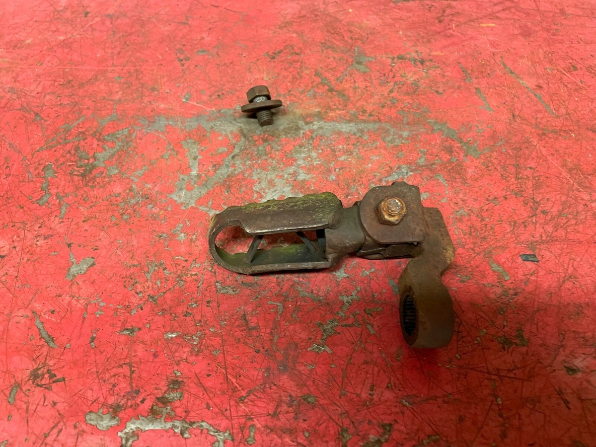 1977 Yamaha YZ 125 Frame Left Front Foot Peg YZ125 1W1 | eBay