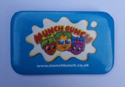 MUNCH BUNCH BUNCH JOGHURTS 1990er MILCH WERBEABZEICHEN 