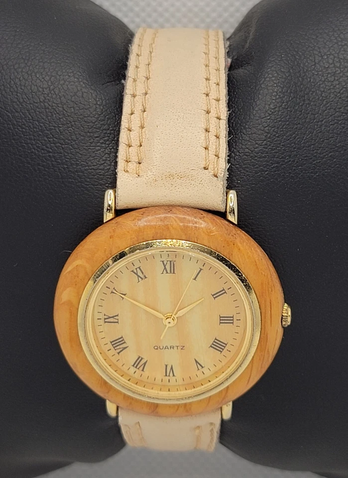Ladies Classic Round Wooden Case Beige Faux Leather Band Analog Watch J9 - Image 4 of 4