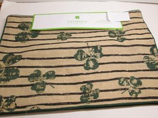 Storehouse ST. Patricks Set of 4 Placemats 13x19 Green Clove Leaf New