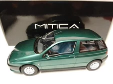 Legendary Alfa Romeo 145 1.6 Ie Green Metallic 1995 1/18 MITICA100041