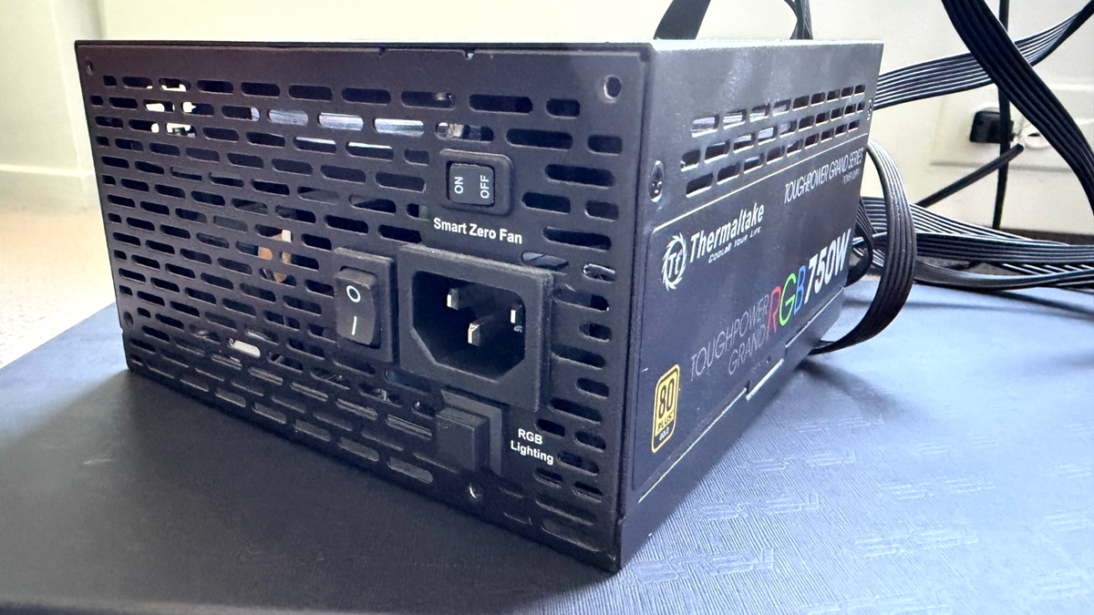 Thermaltake Toughpower Grand RGB 80 Plus Gold 750W Fully Modular